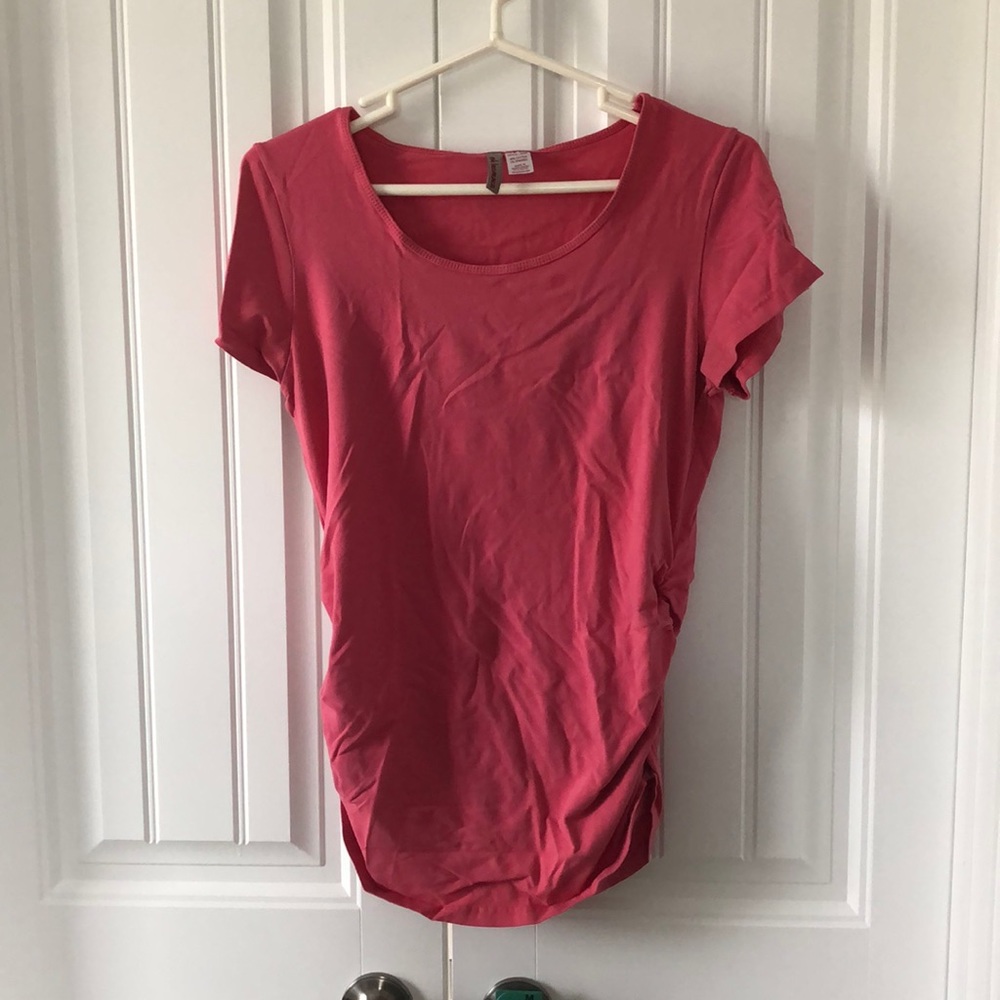 Pink maternity t-shirt